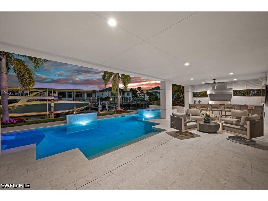 380 Trade Winds Avenue Naples FL 34108 226018310 image41
