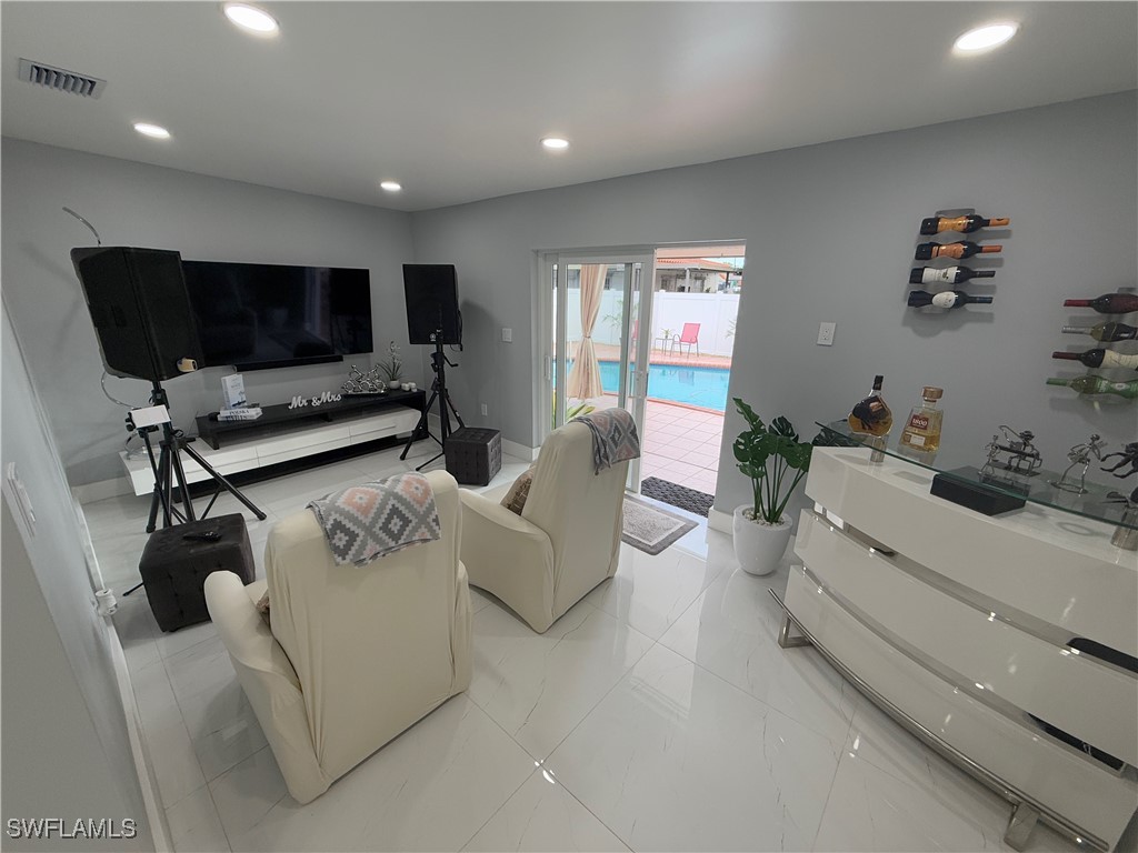 380 W 41st Street Hialeah FL 33182 226002911 image32