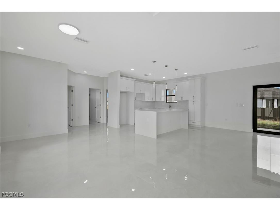 3800 24th Street SW Lehigh Acres FL 33976 2026005579 image9