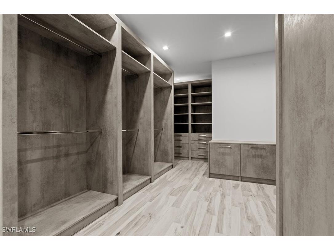 3800 Crayton Road Naples FL 34103 225083636 image29