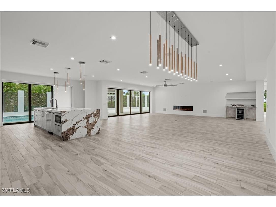 3800 Crayton Road Naples FL 34103 225083636 image7