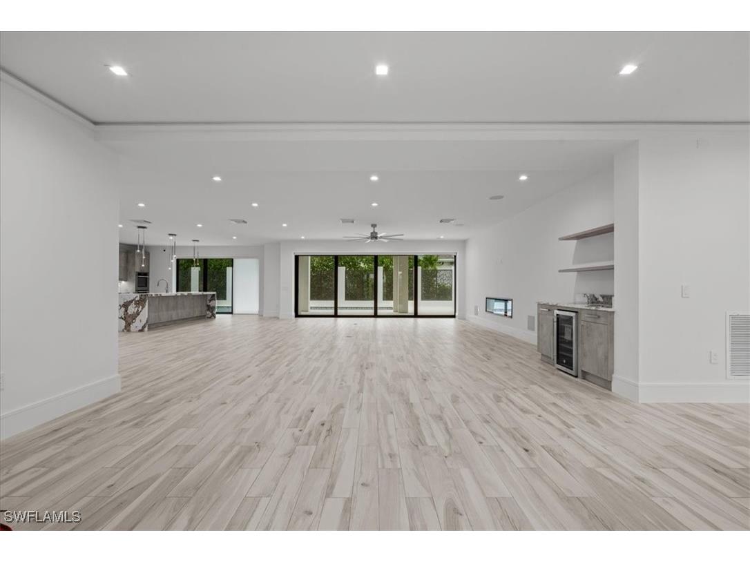 3800 Crayton Road Naples FL 34103 225083636 image9