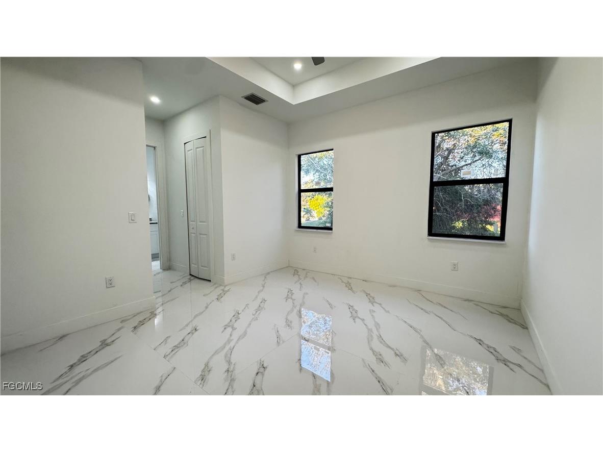 3801 3rd Street SW Lehigh Acres FL 33976 2025011408 image8