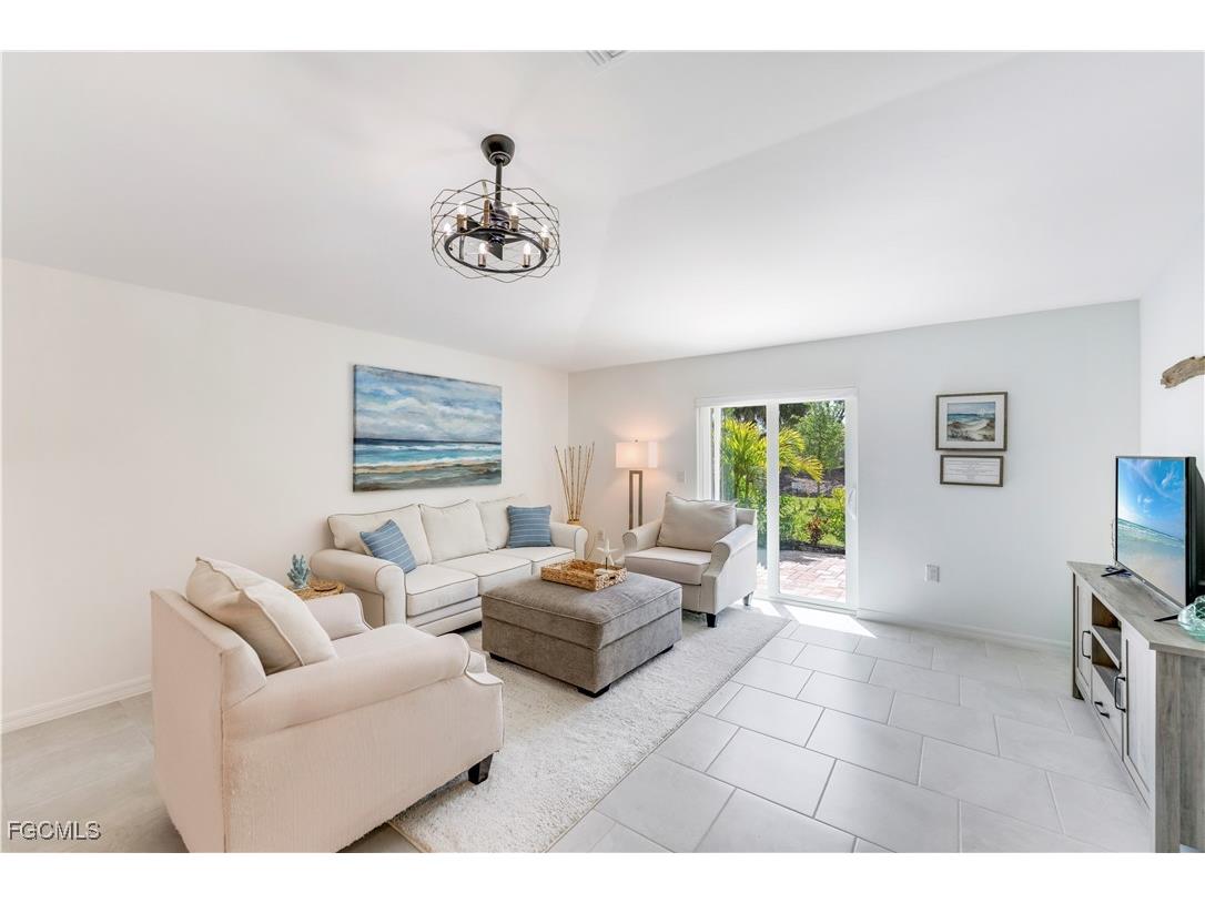 3801 Treasure Oak Way Fort Myers FL 33905 2025022417 image20