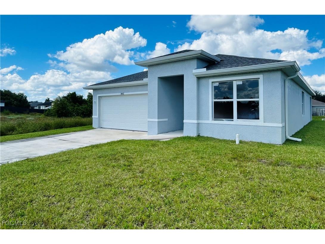 3802 3rd Street SW Lehigh Acres FL 33976 2026000354 image2