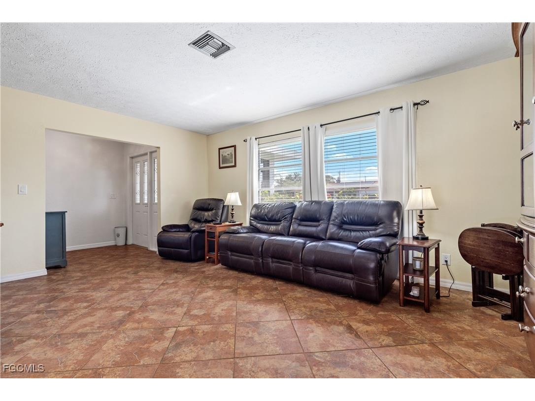 3802 SE 4th Avenue Cape Coral FL 33904 2026004823 image27