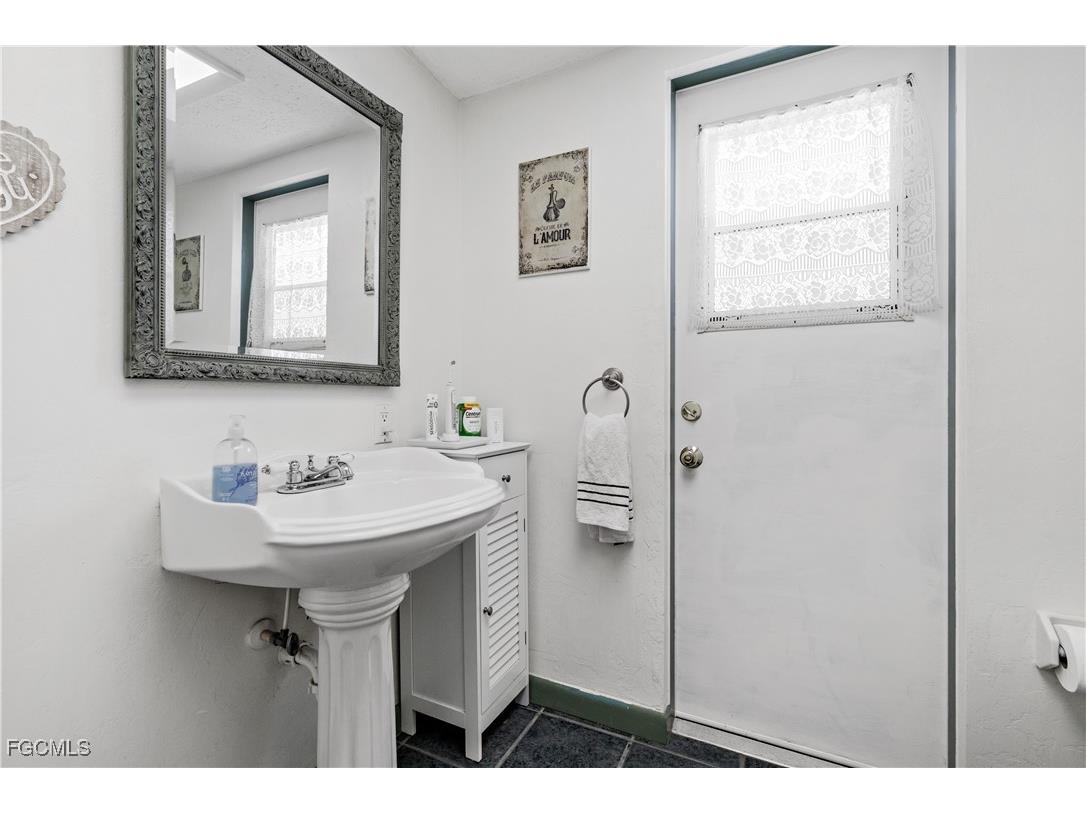 3802 SE 4th Avenue Cape Coral FL 33904 2026004823 image32