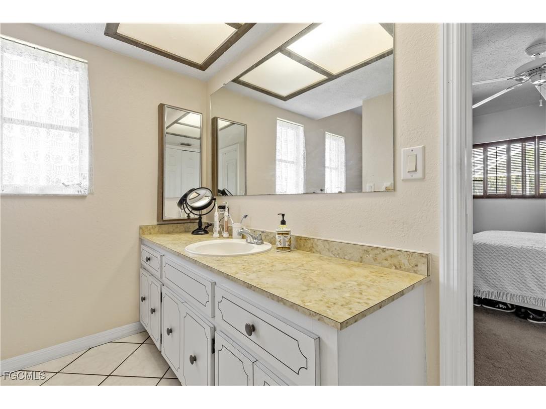 3802 SE 4th Avenue Cape Coral FL 33904 2026004823 image37