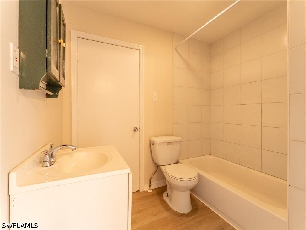 3802 Seminole Avenue Fort Myers FL 33916 226025254 image17