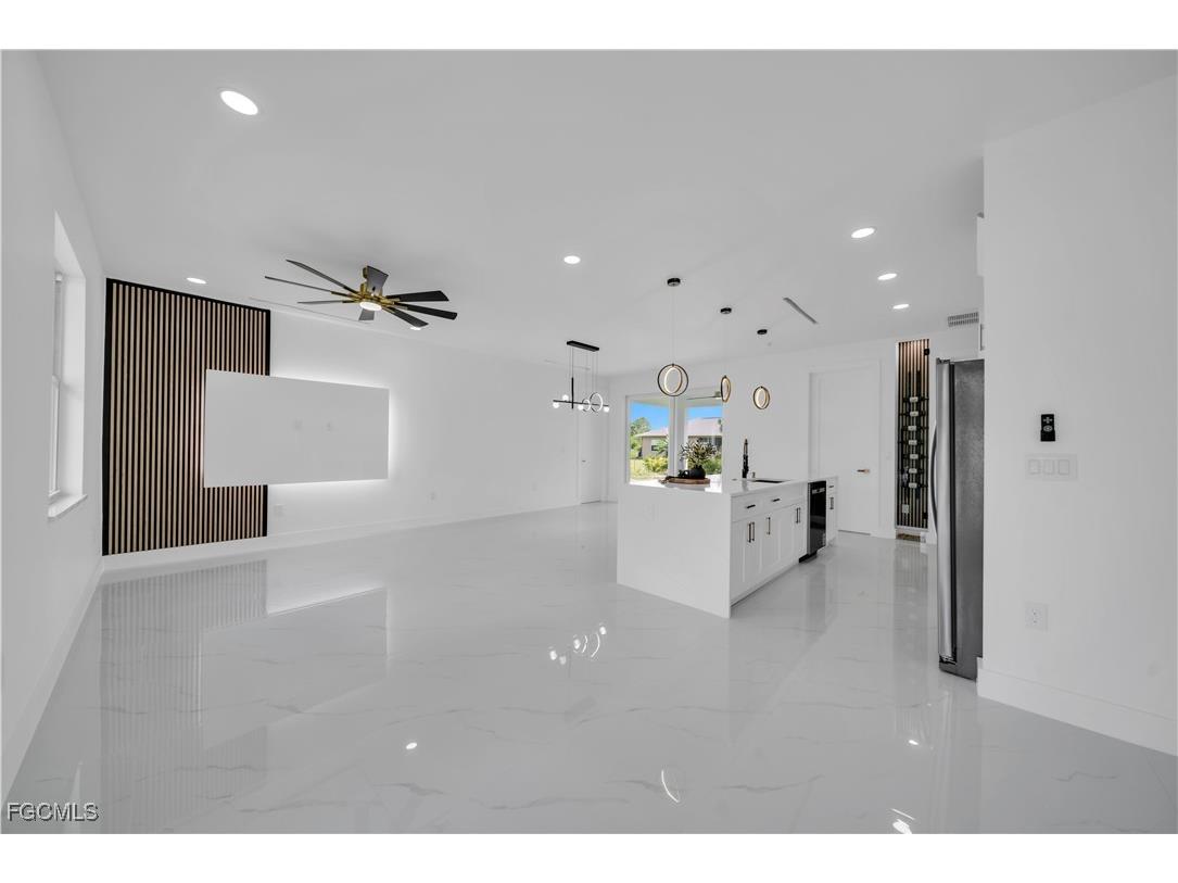 3803 6th Street SW Lehigh Acres FL 33976 2025009134 image3