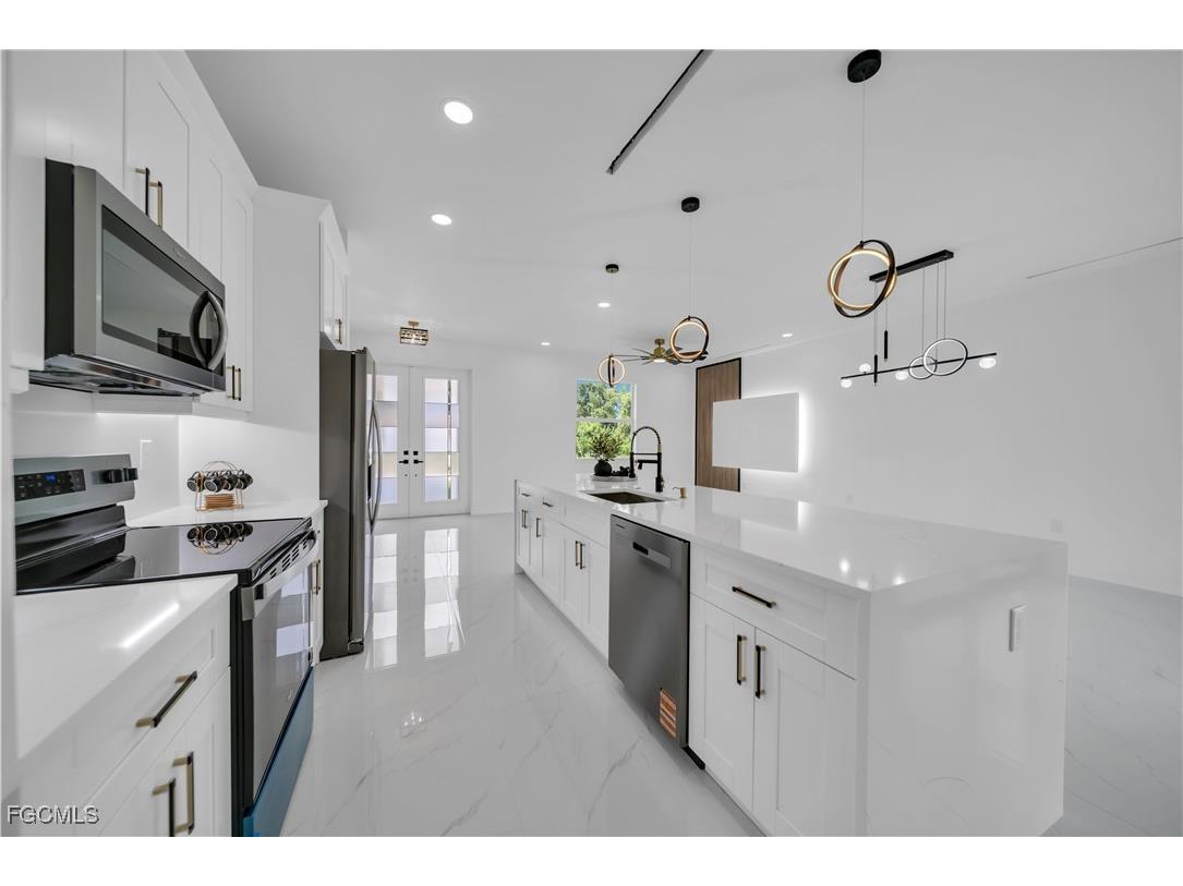 3803 6th Street SW Lehigh Acres FL 33976 2025009134 image6