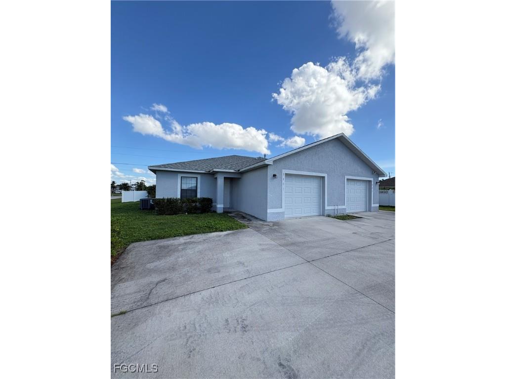3803 Chiquita Boulevard S Cape Coral FL 33914 2025025661 image1