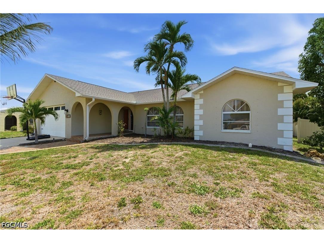 3803 Pelican Boulevard Cape Coral FL 33914 2026022052 image2