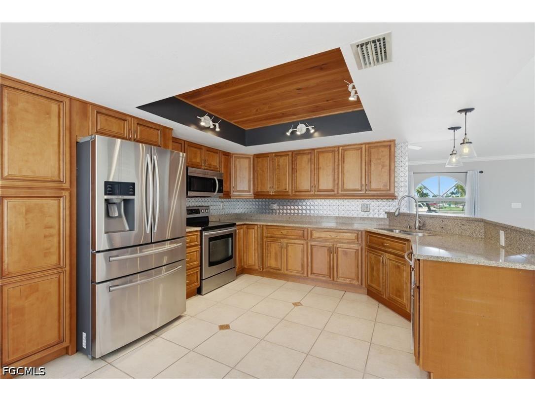 3803 Pelican Boulevard Cape Coral FL 33914 2026022052 image3