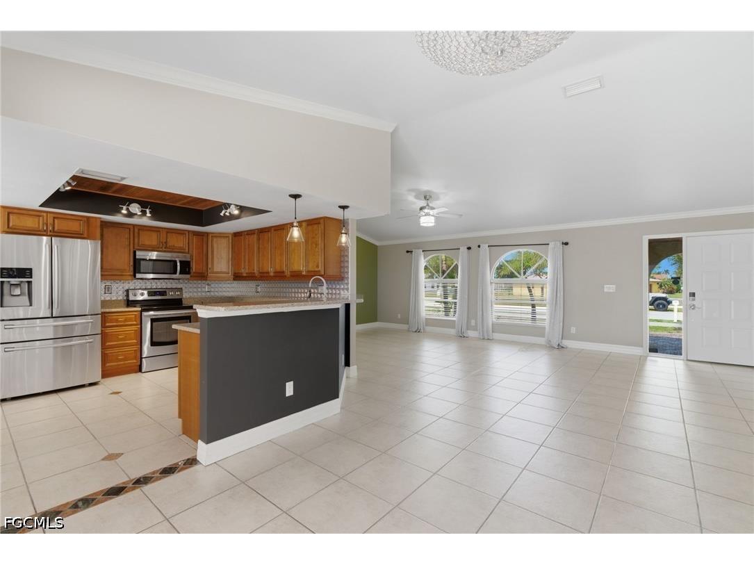 3803 Pelican Boulevard Cape Coral FL 33914 2026022052 image5