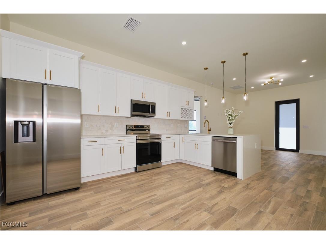 3804 6th Street SW Lehigh Acres FL 33976 2025022780 image10