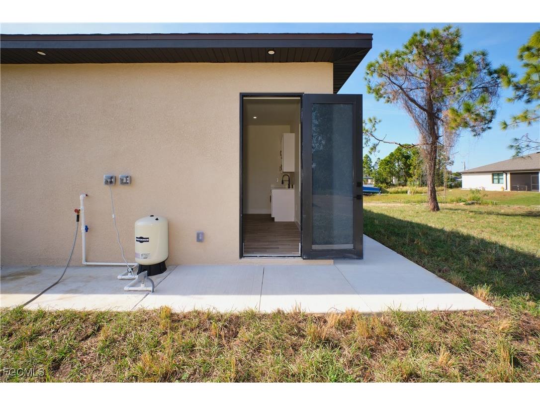 3804 6th Street SW Lehigh Acres FL 33976 2025022780 image28