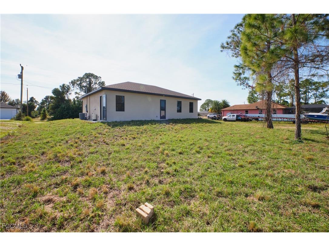 3804 6th Street SW Lehigh Acres FL 33976 2025022780 image41