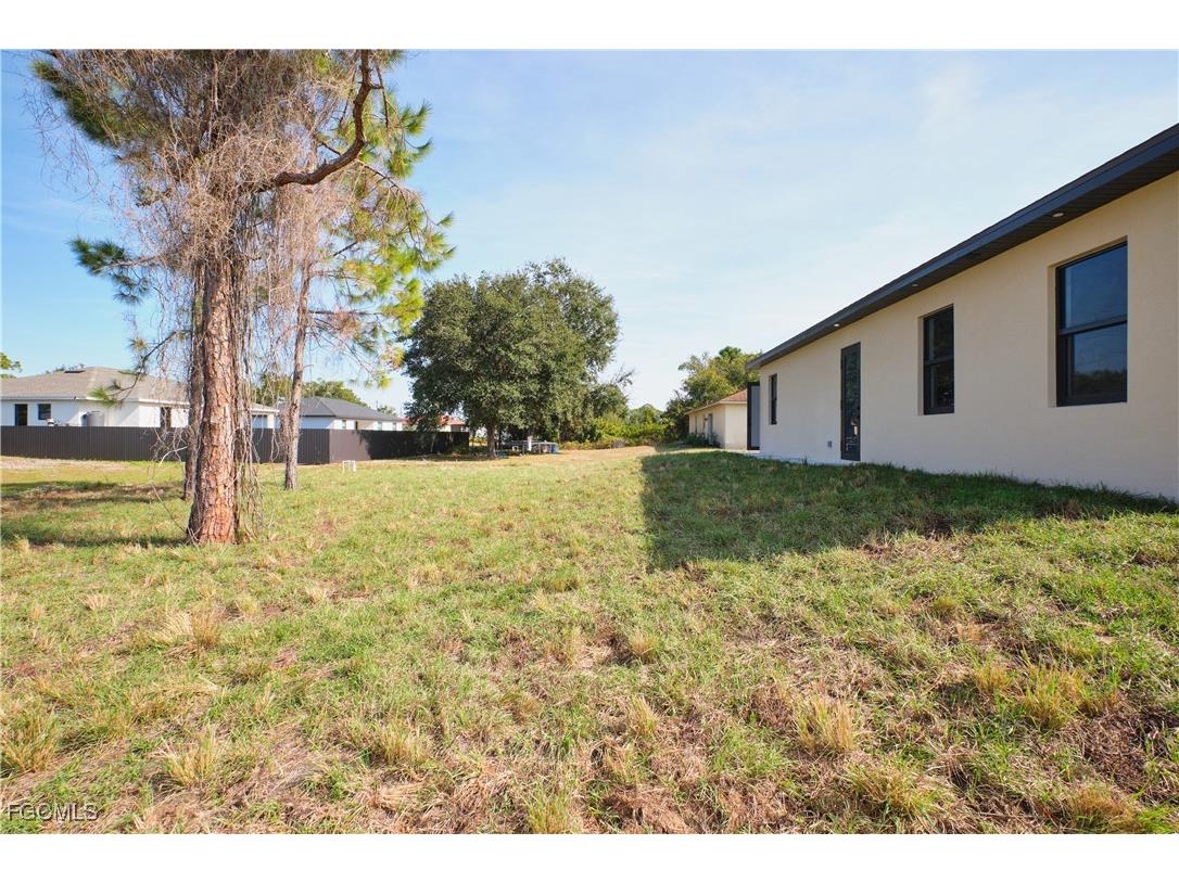 3804 6th Street SW Lehigh Acres FL 33976 2025022780 image46