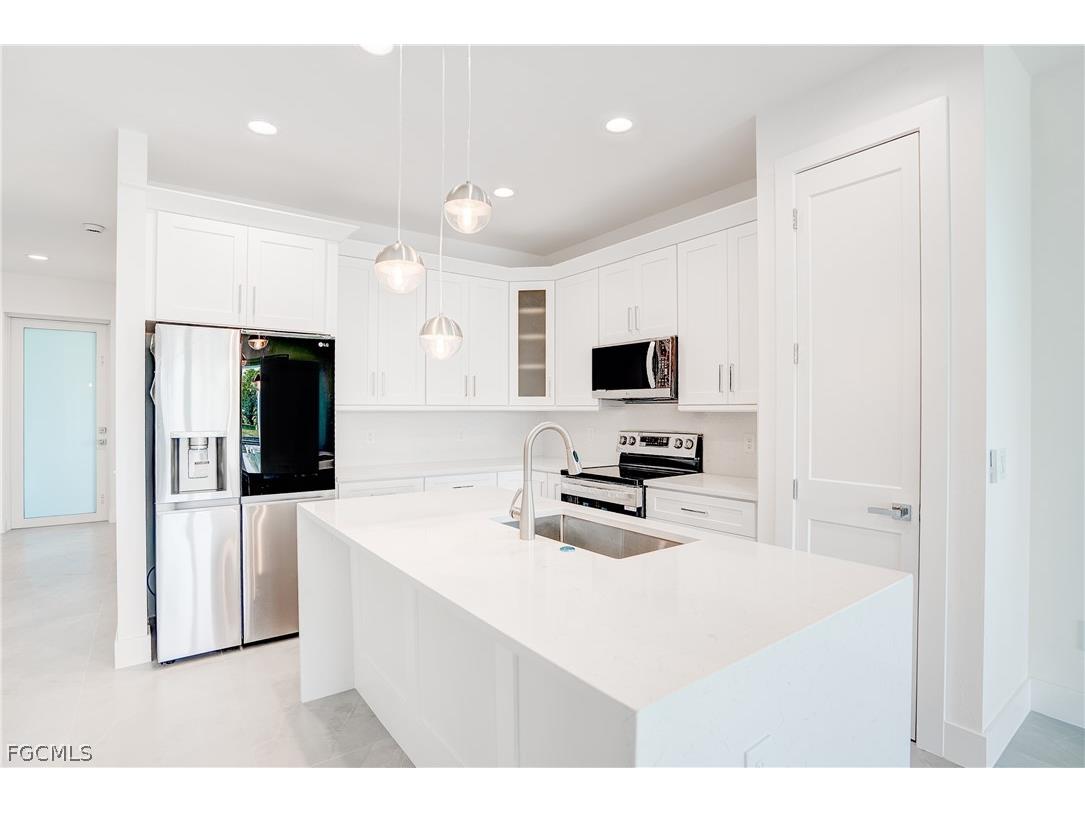 3804 SE 12th Avenue Cape Coral FL 33904 2026013546 image11