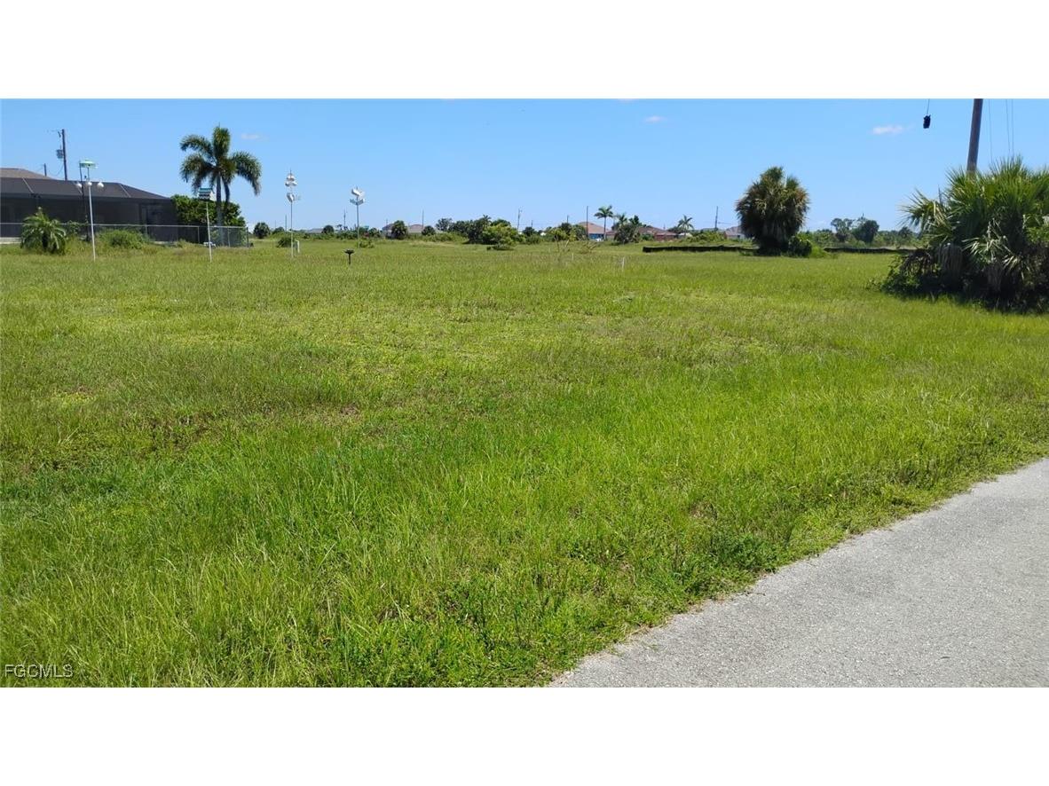 3805 NW 39th Lane Cape Coral FL 33993 2025003538 image2