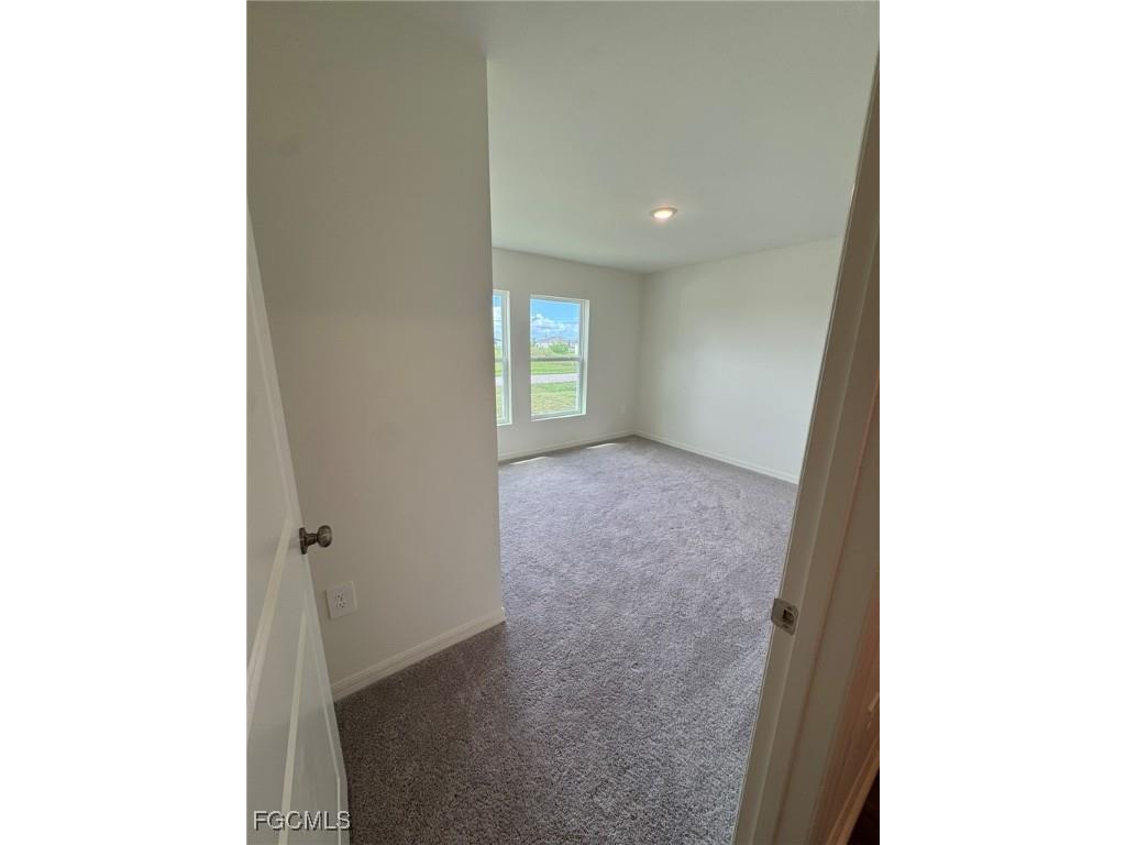 3805 NW 40th Lane Cape Coral FL 33993 2025011818 image10