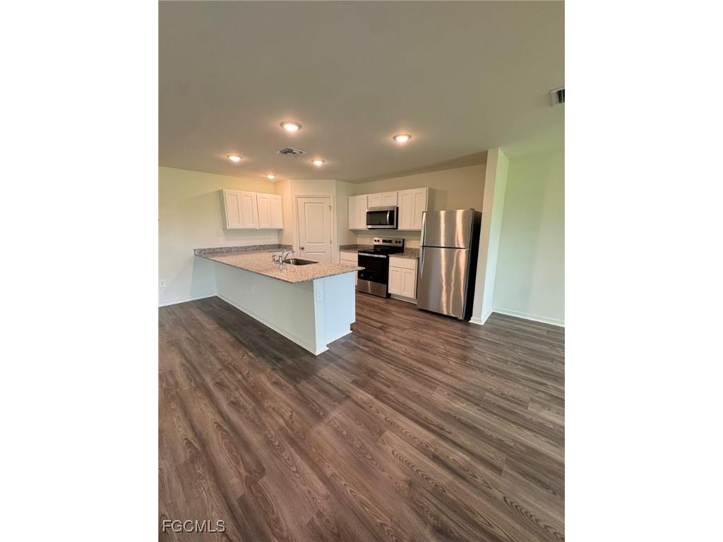 3805 NW 40th Lane Cape Coral FL 33993 2025011818 image13