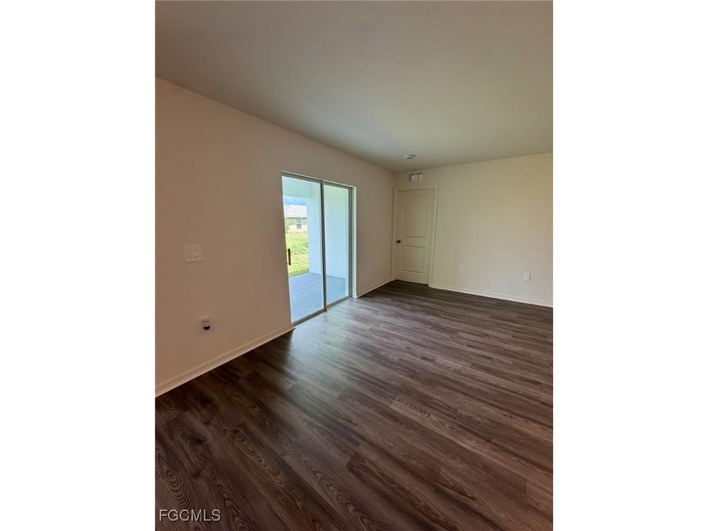 3805 NW 40th Lane Cape Coral FL 33993 2025011818 image5