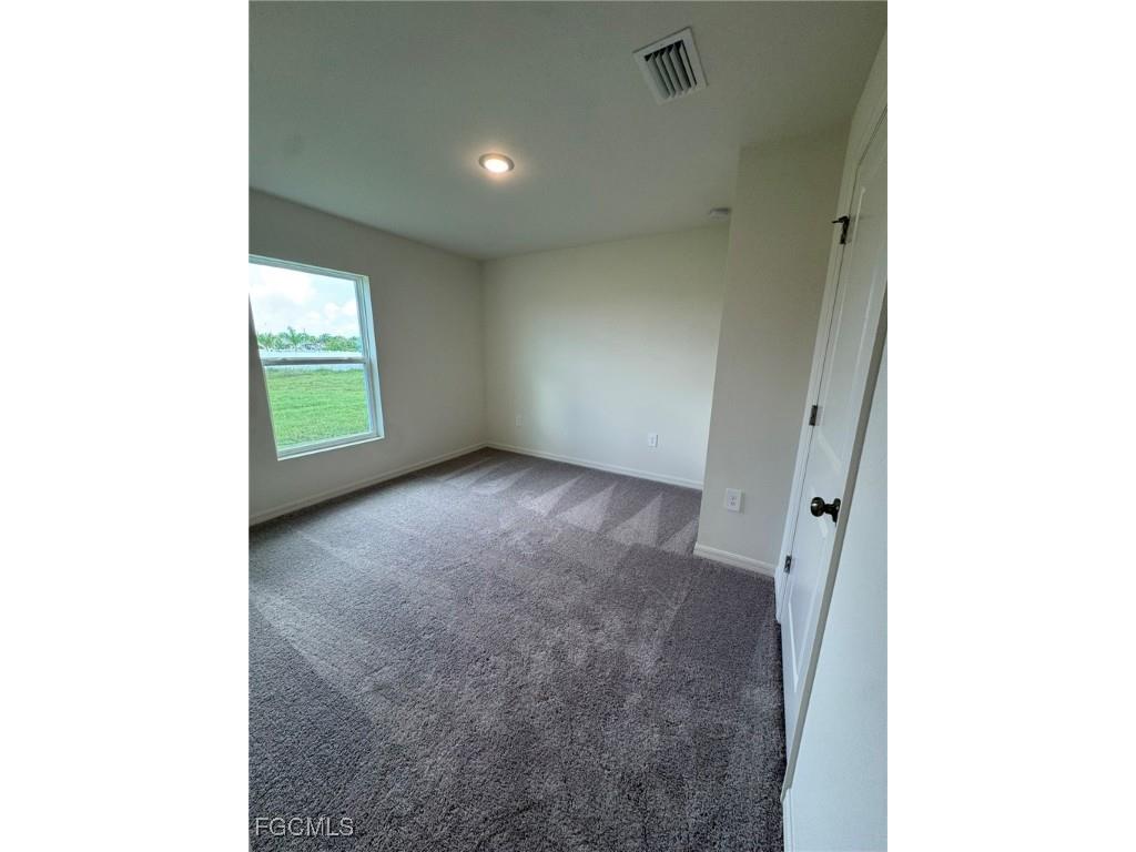 3805 NW 40th Lane Cape Coral FL 33993 2025011818 image7