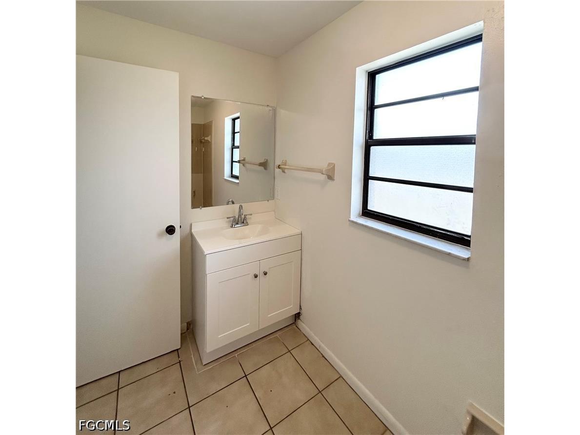 3805 SE 11th Avenue #1 Cape Coral FL 33904 2026020523 image7