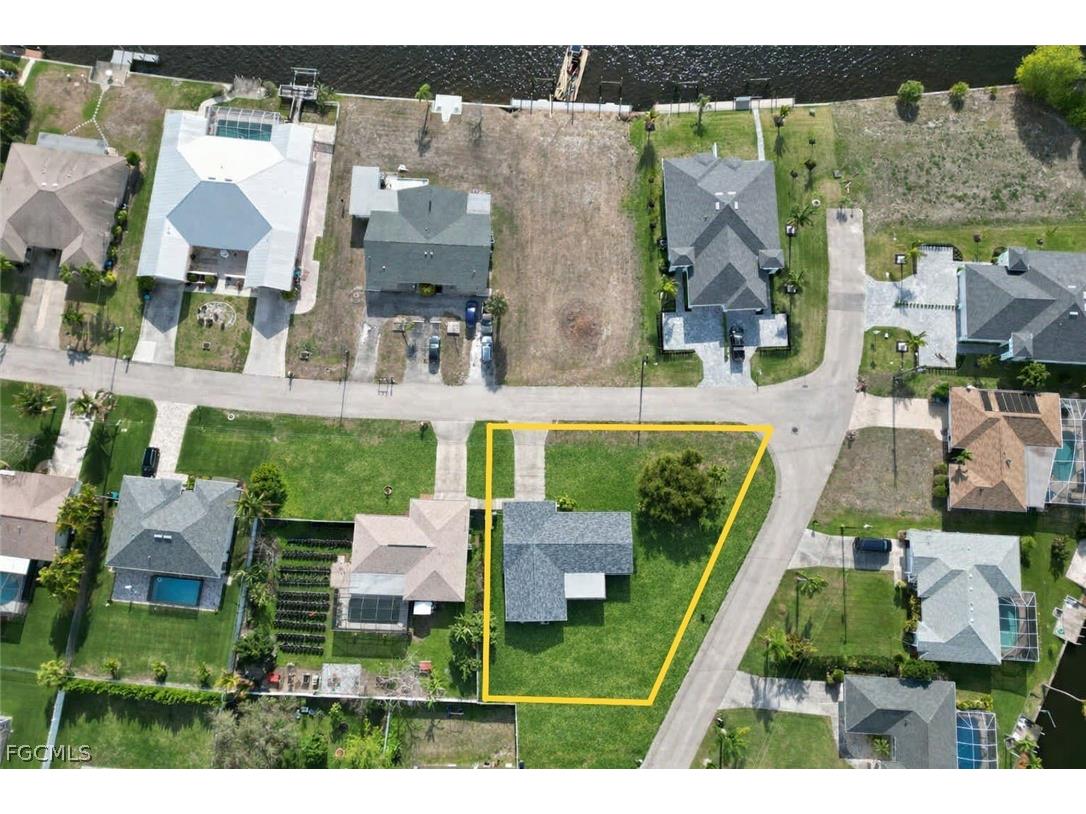 3805 SE 12th Avenue Cape Coral FL 33904 2026010446 image7