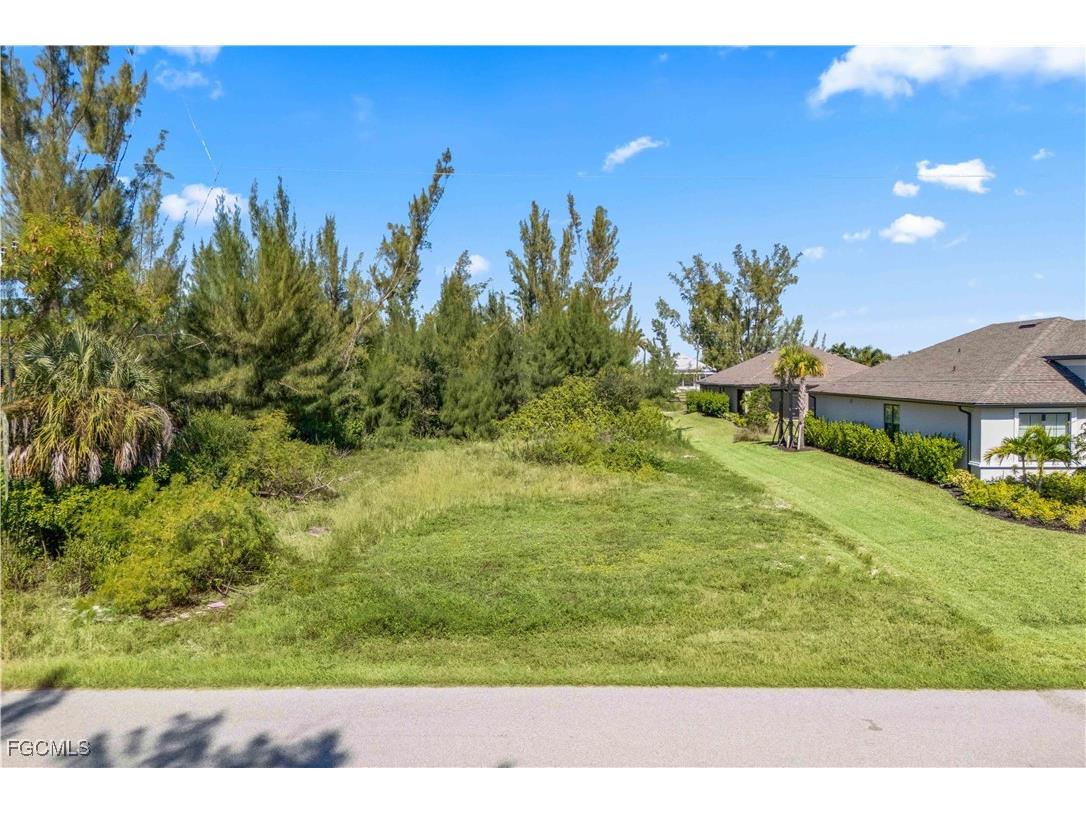 3805 SW 3rd Street Cape Coral FL 33991 2025015303 image10