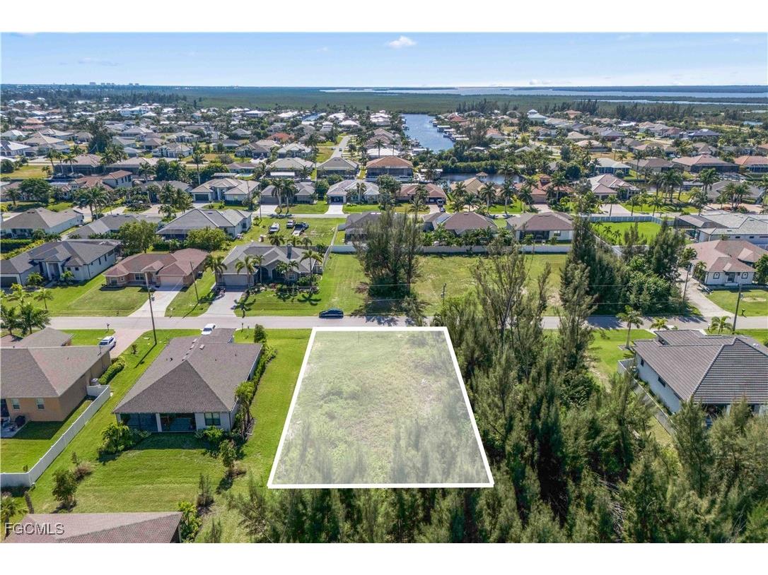 3805 SW 3rd Street Cape Coral FL 33991 2025015303 image8