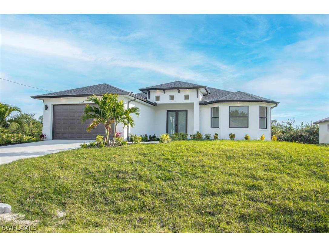 3807 27th Street SW Lehigh Acres FL 33976 223004082 image1