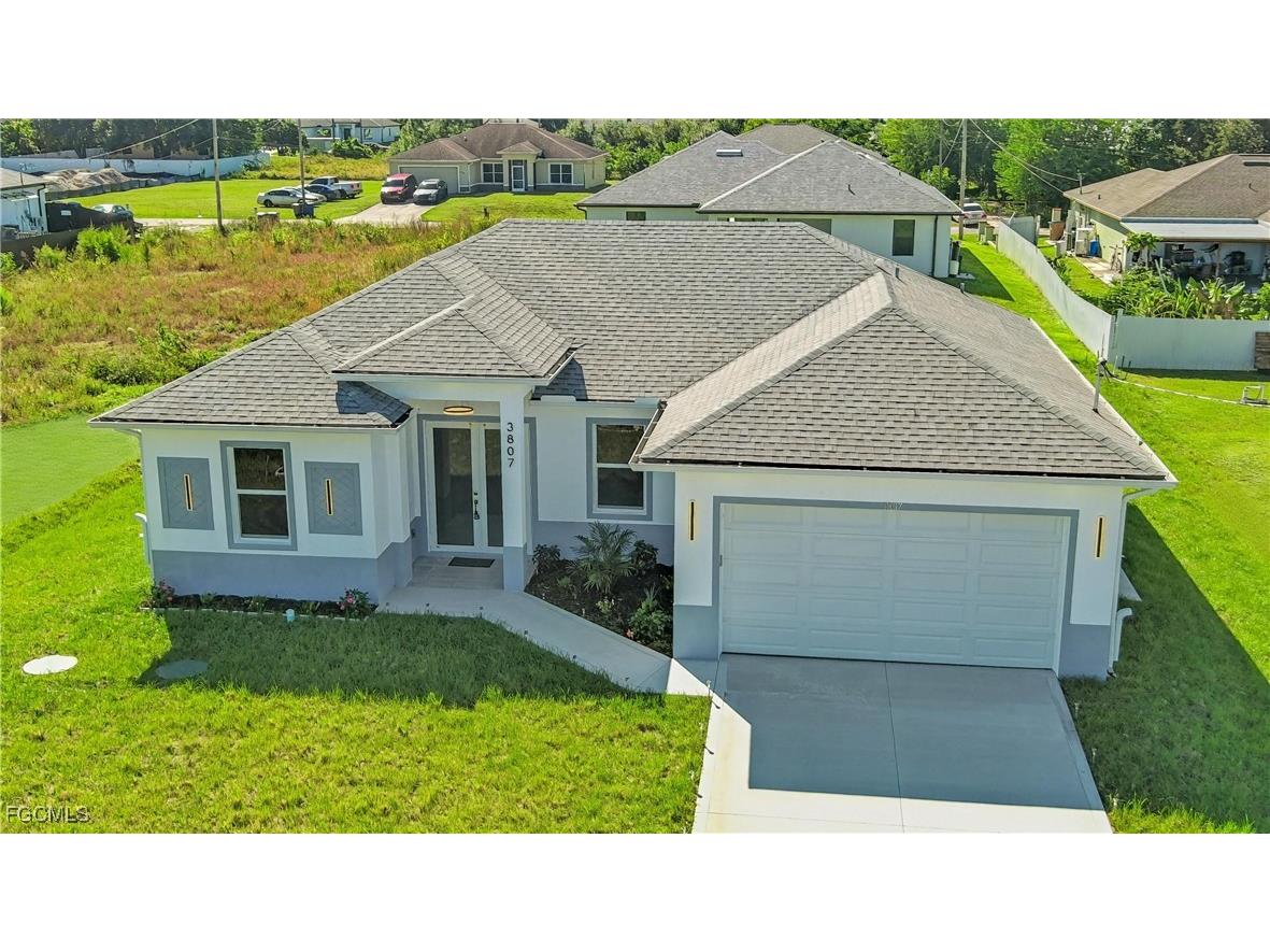 3807 3rd St Sw Lehigh Acres FL 33976 2025018203 image1