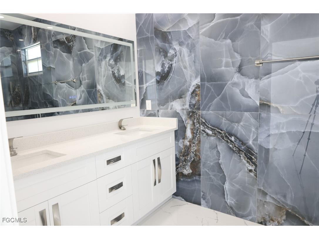 3807 3rd St Sw Lehigh Acres FL 33976 2025018203 image14