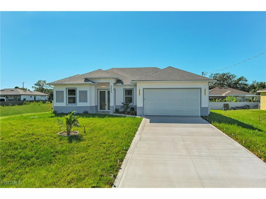 3807 3rd St Sw Lehigh Acres FL 33976 2025018203 image2