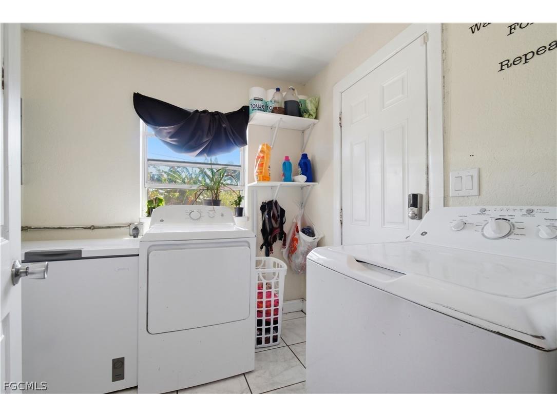 3807 Highland Avenue Fort Myers FL 33916 2026008559 image10