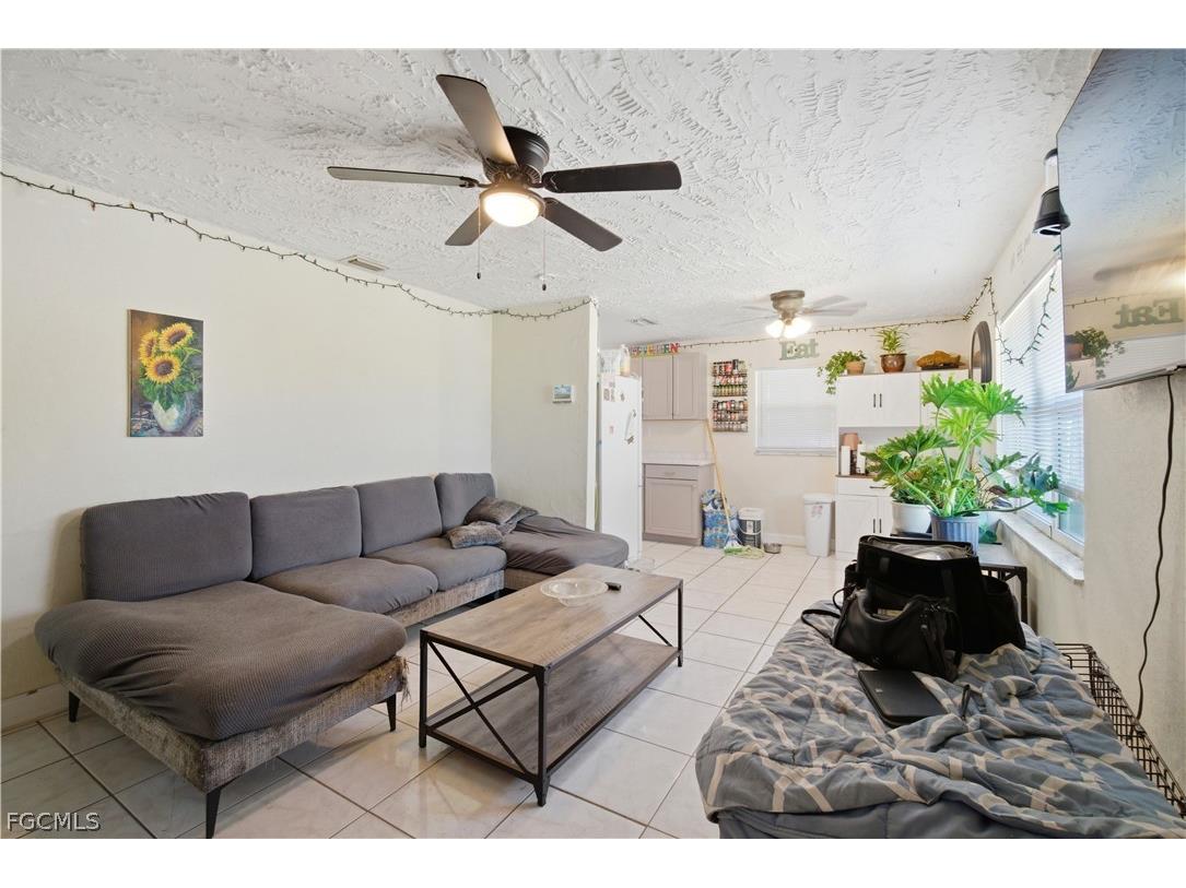3807 Highland Avenue Fort Myers FL 33916 2026008559 image2