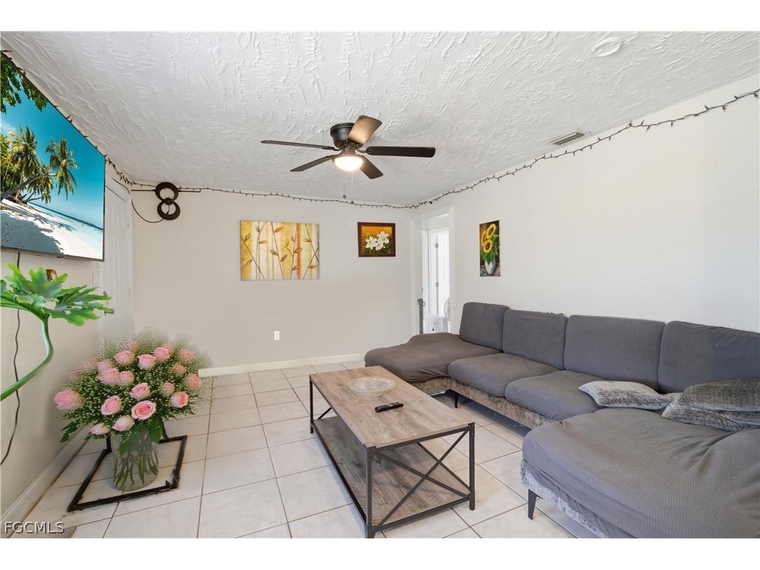 3807 Highland Avenue Fort Myers FL 33916 2026008559 image4
