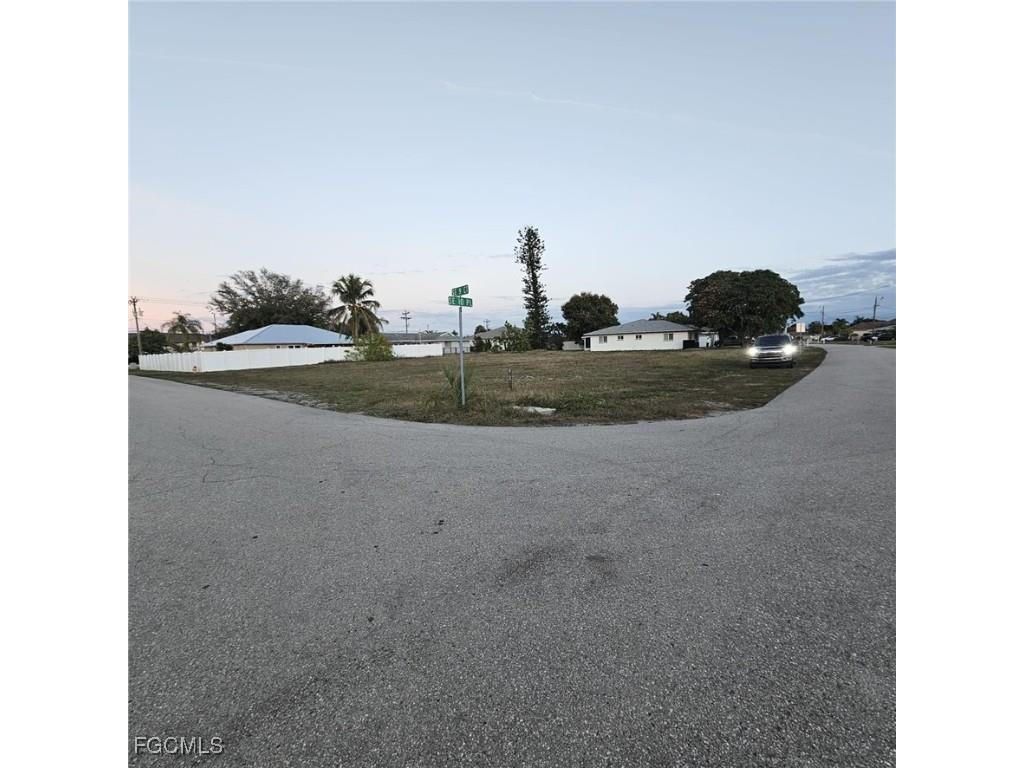 3807 SE 10th Place Cape Coral FL 33904 2026001516 image8