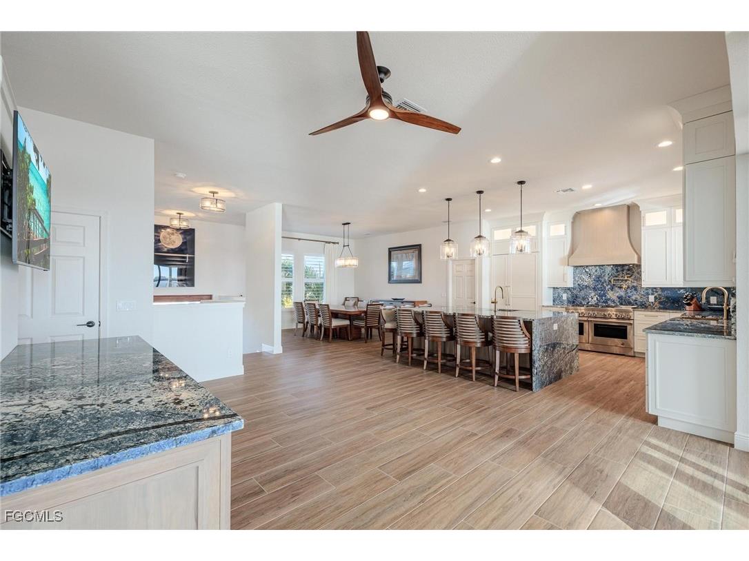 3807 San Carlos Drive Saint James City FL 33956 2025021960 image11