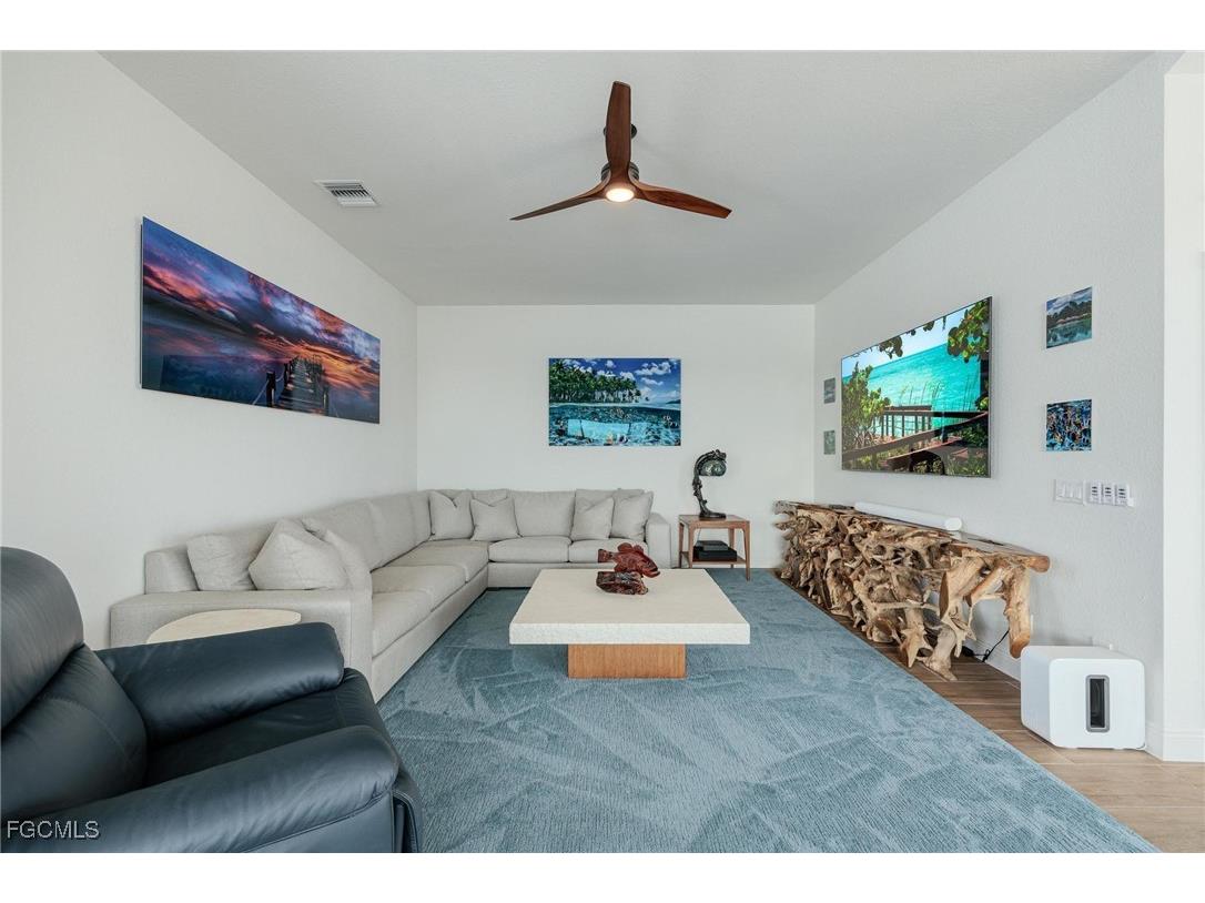 3807 San Carlos Drive Saint James City FL 33956 2025021960 image18