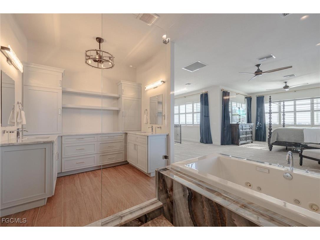 3807 San Carlos Drive Saint James City FL 33956 2025021960 image28