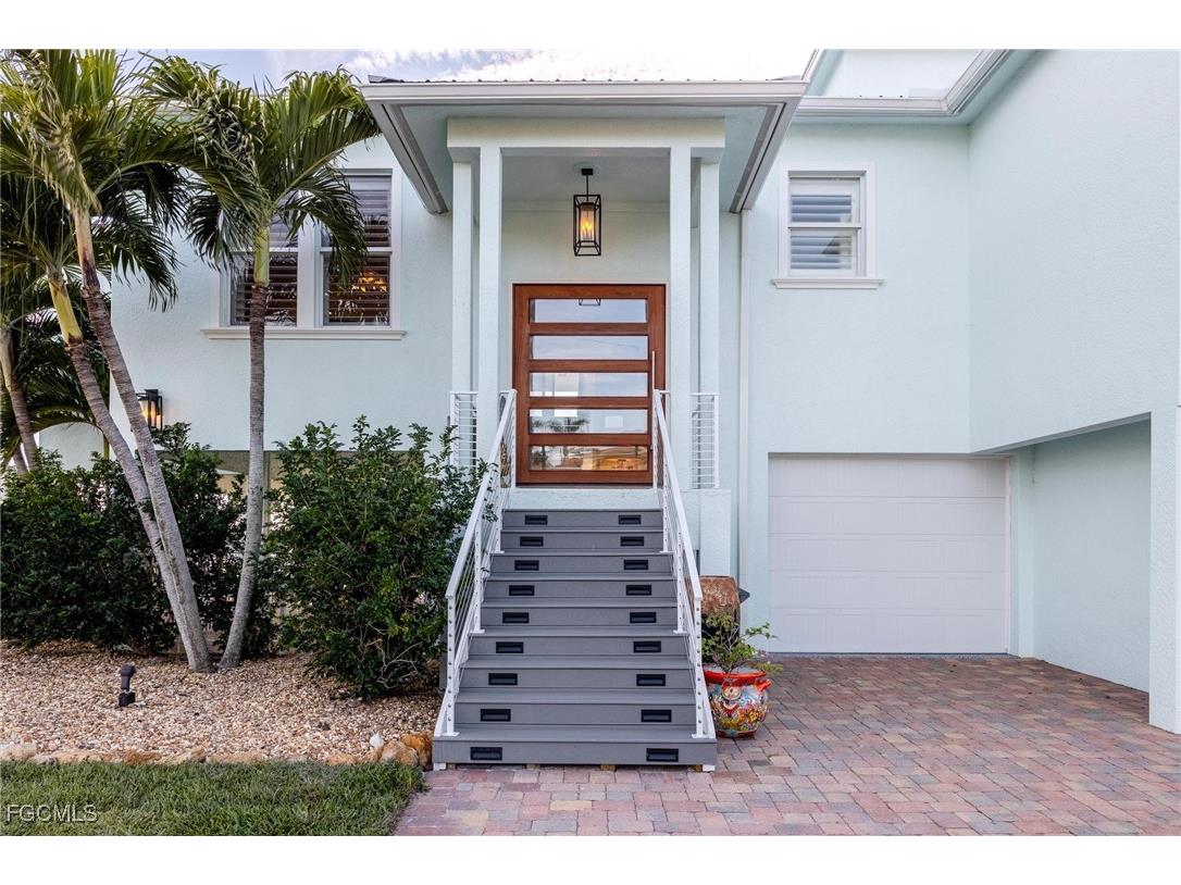 3807 San Carlos Drive Saint James City FL 33956 2025021960 image8