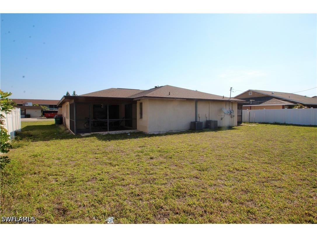 3808 SE 11th Avenue #A Cape Coral FL 33904 226015997 image4