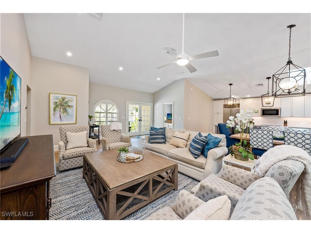 381 Leatherfern Lane Marco Island FL 34145 225073988 image4