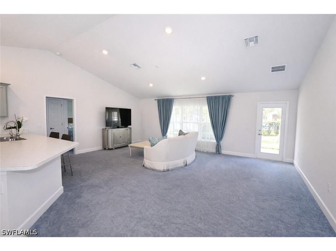 381 Odessa Street Lehigh Acres FL 33972 226016018 image5