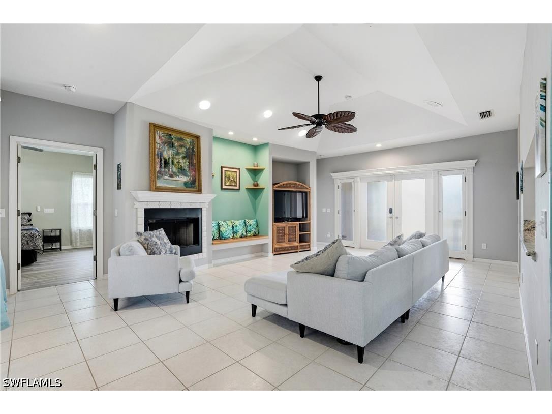 381 Worthington Street Marco Island FL 34145 226013000 image1