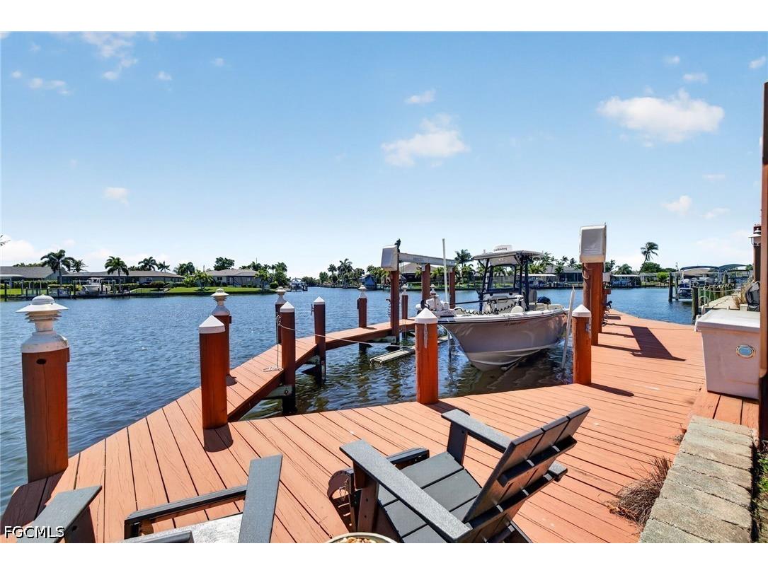 3810 SE 1st Place Cape Coral FL 33904 2026020740 image32